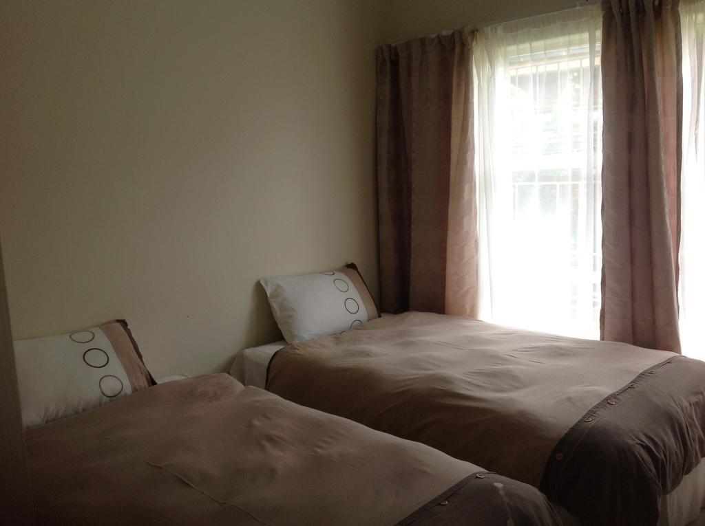 La Picasso Guesthouse Эрмело Номер фото
