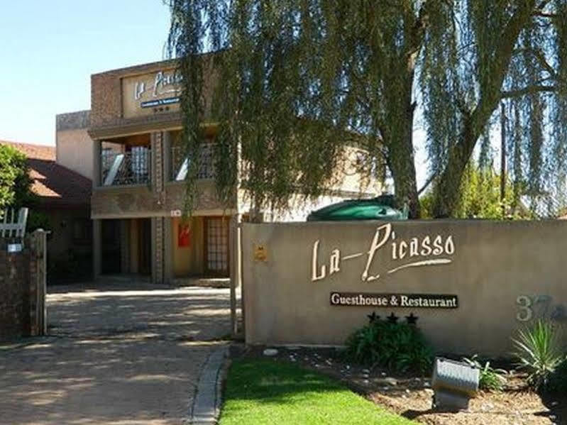 La Picasso Guesthouse Эрмело Экстерьер фото